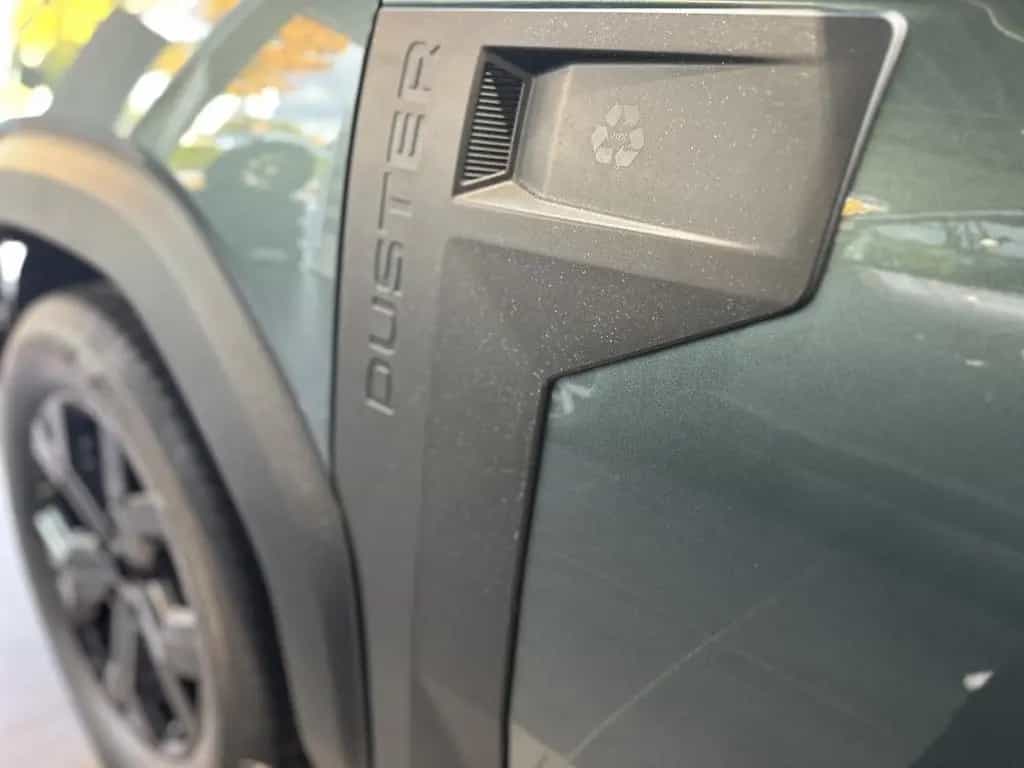 Dacia Duster mild hybrid 140PS Neuer Extreme 03/2026-photo-27