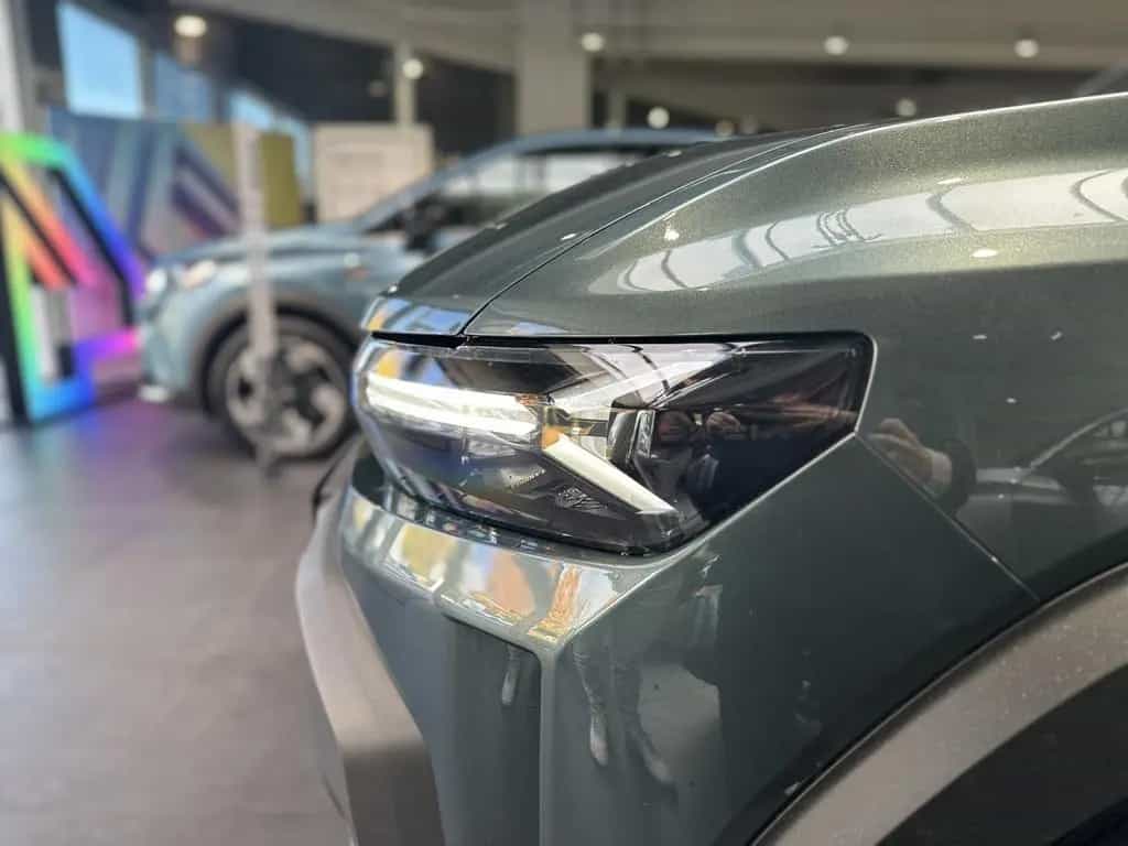 Dacia Duster mild hybrid 140PS Neuer Extreme 03/2026-photo-3