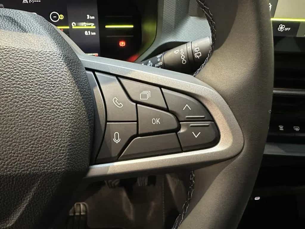 Dacia Duster mild hybrid 140PS Neuer Extreme 03/2026-photo-36