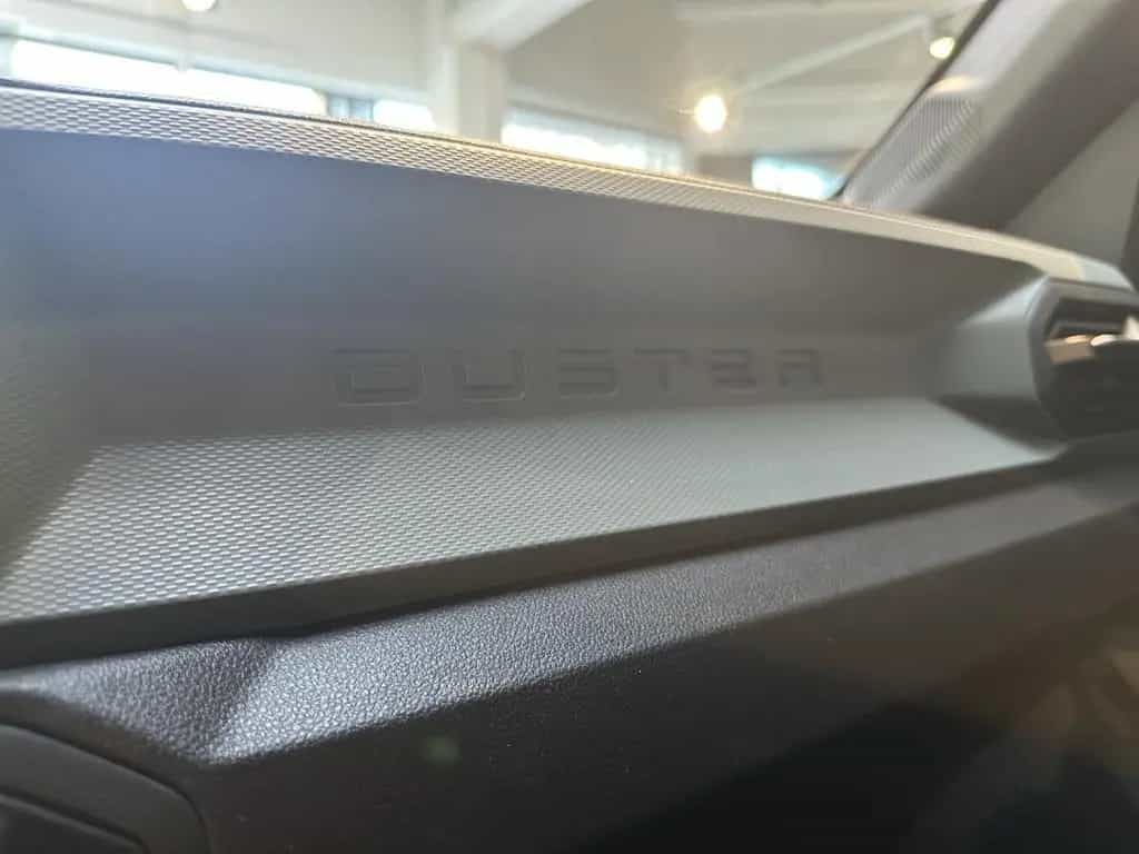 Dacia Duster mild hybrid 140PS Neuer Extreme 03/2026-photo-46