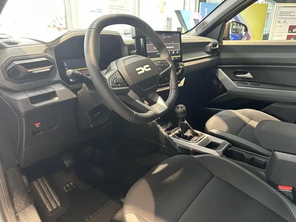 Dacia Duster mild hybrid 140PS Extreme 03/2026-photo-28