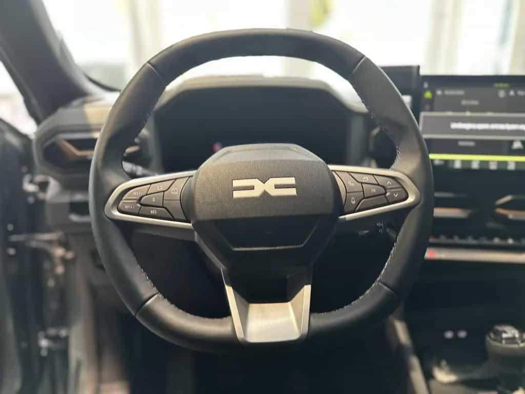 Dacia Duster mild hybrid 140PS Extreme 03/2026-photo-30