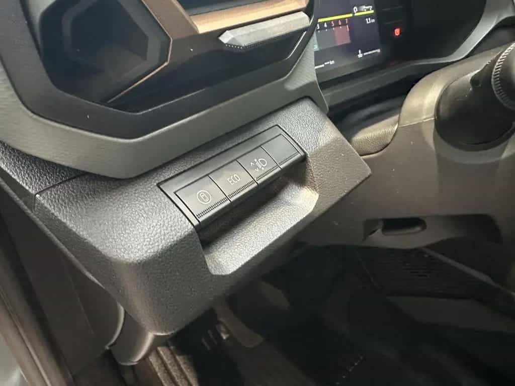 Dacia Duster mild hybrid 140PS Extreme 03/2026-photo-31
