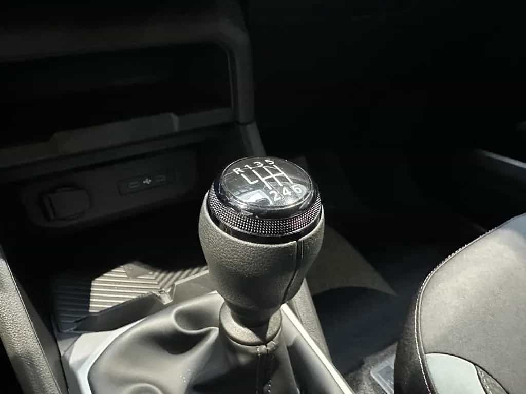 Dacia Duster mild hybrid 140PS Extreme 03/2026-photo-43