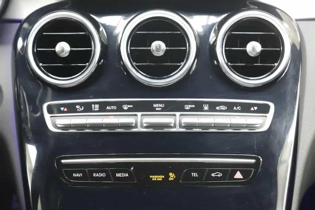 Mercedes-Benz C 300 T 258PS 9G 4Matic AMG Stdheiz MBeam 12/2019-photo-18