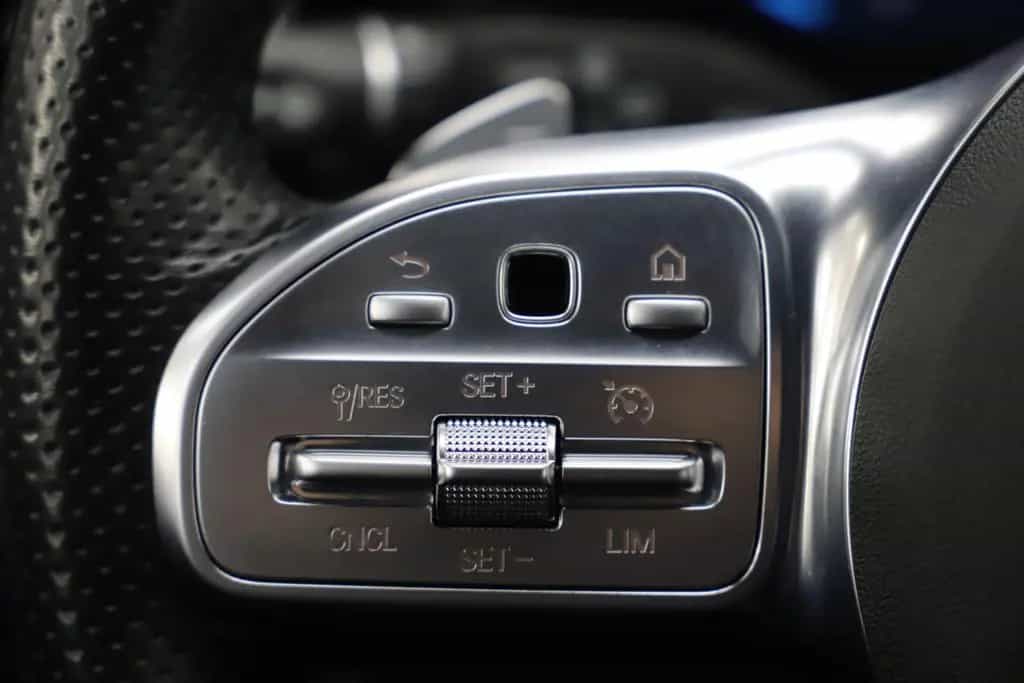 Mercedes-Benz C 300 T 258PS 9G 4Matic AMG Stdheiz MBeam 12/2019-photo-24