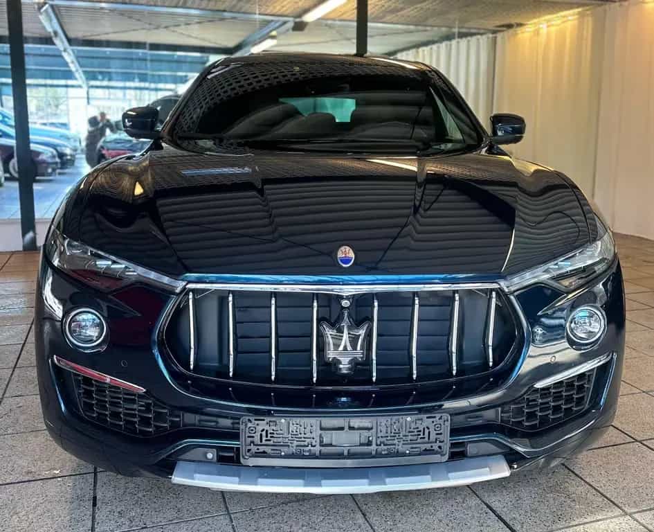 Maserati Levante Q4 Pano Navi Xenon 360° kamera 09/2020-photo-1