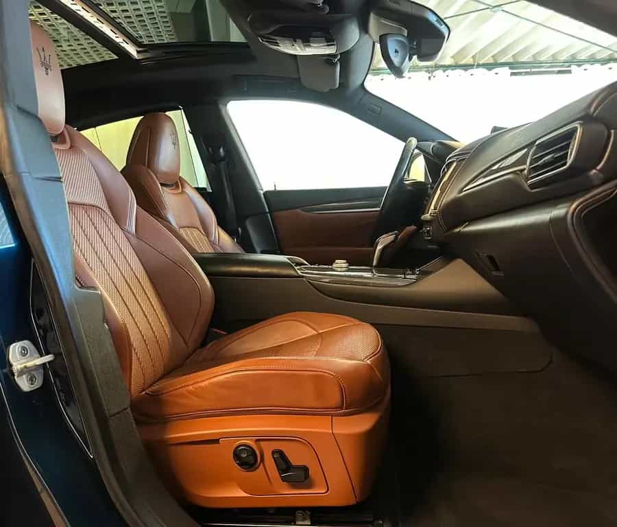 Maserati Levante Q4 Pano Navi Xenon 360° kamera 09/2020-photo-12