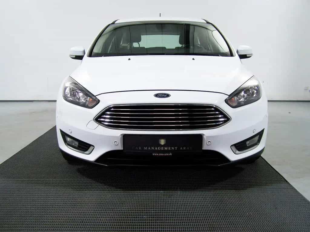 Ford Focus Turnier 1.0 EcoBoost Titanium AUTOM 1.H 04/2018-photo-1