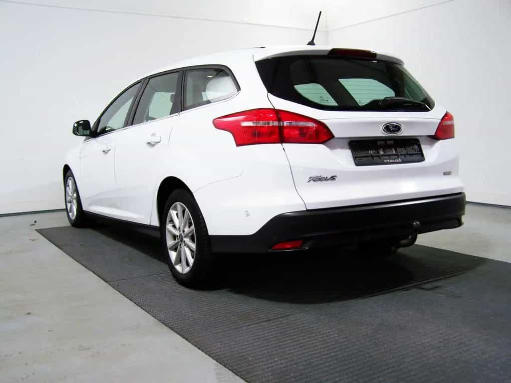 Ford Focus Turnier 1.0 EcoBoost Titanium AUTOM 1.H 04/2018-photo-11