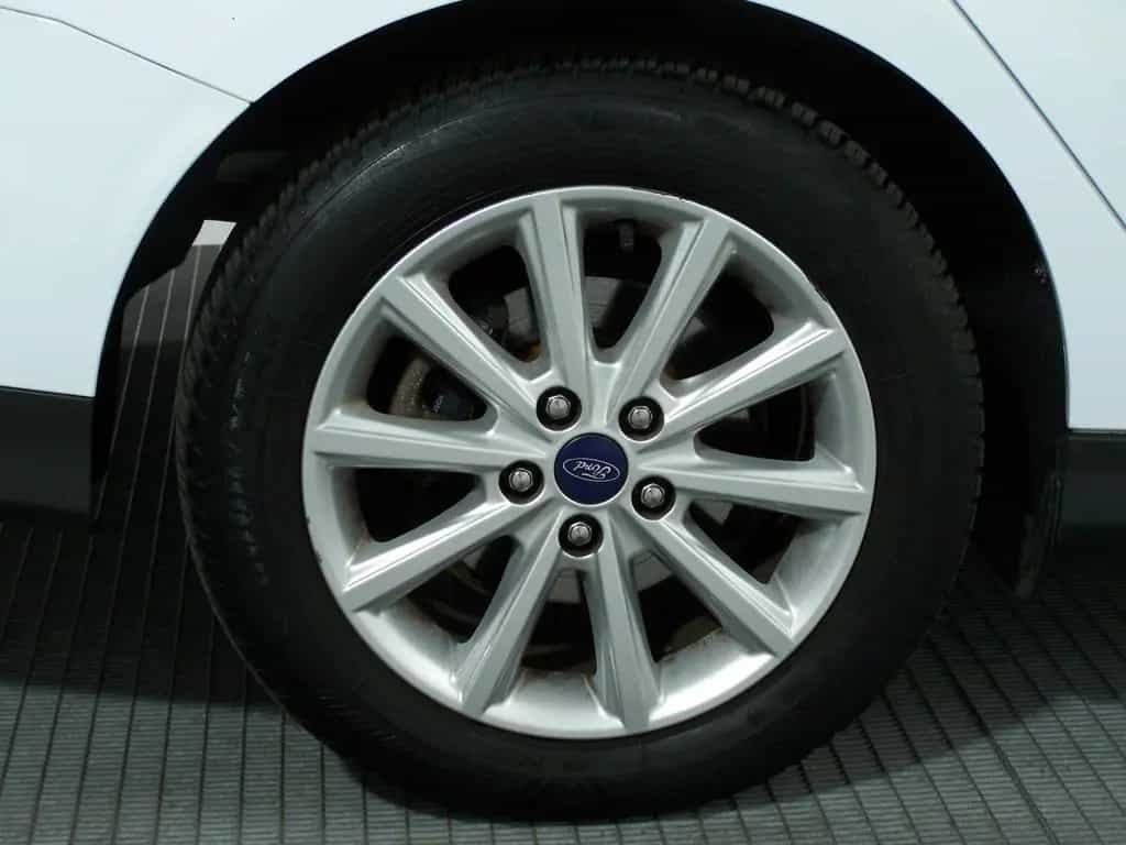 Ford Focus Turnier 1.0 EcoBoost Titanium AUTOM 1.H 04/2018-photo-13