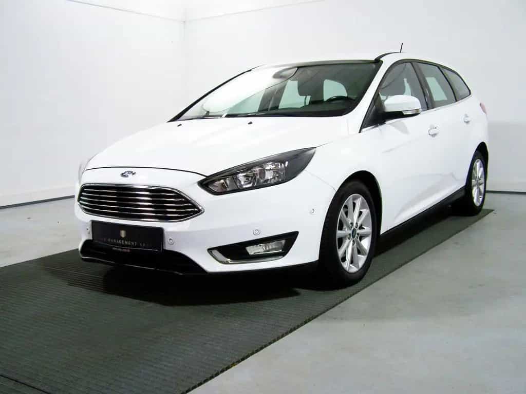 Ford Focus Turnier 1.0 EcoBoost Titanium AUTOM 1.H 04/2018-photo-3