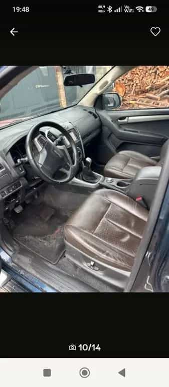 Isuzu D-Max 09/2014-photo-2