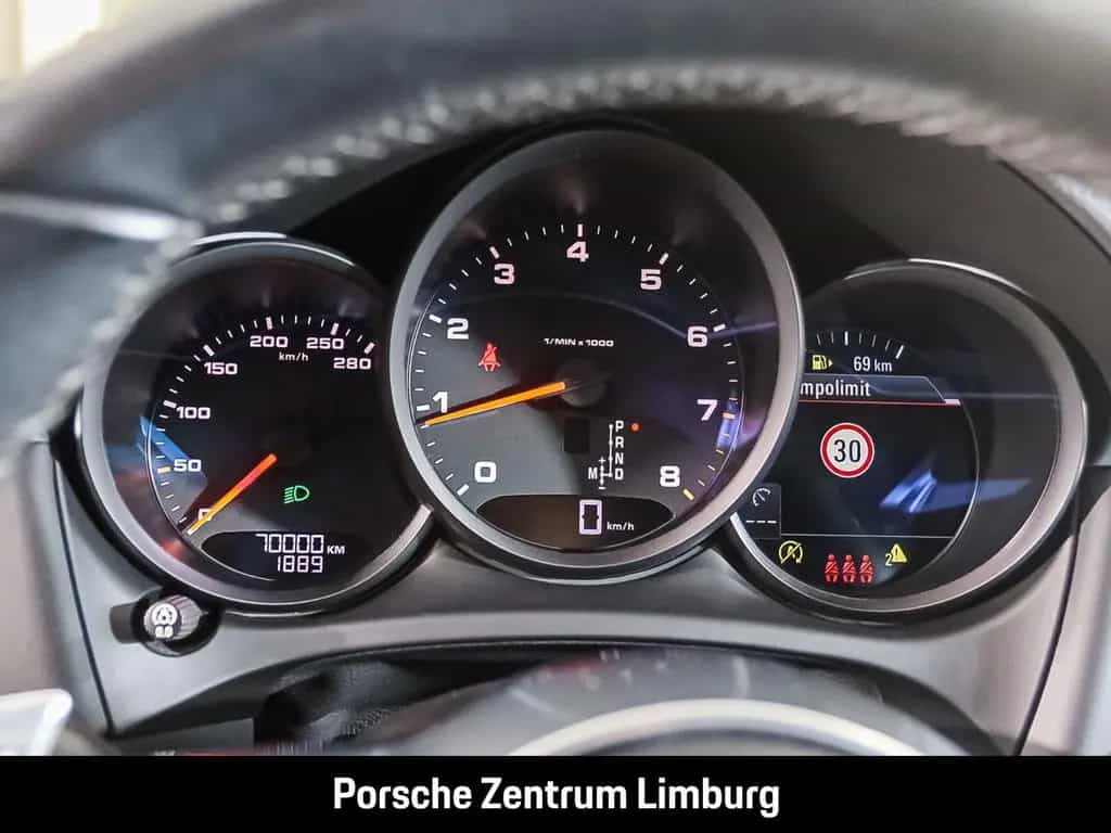 Porsche Macan Panoramadach 69.990km Parkassistent LED 04/2020-photo-21