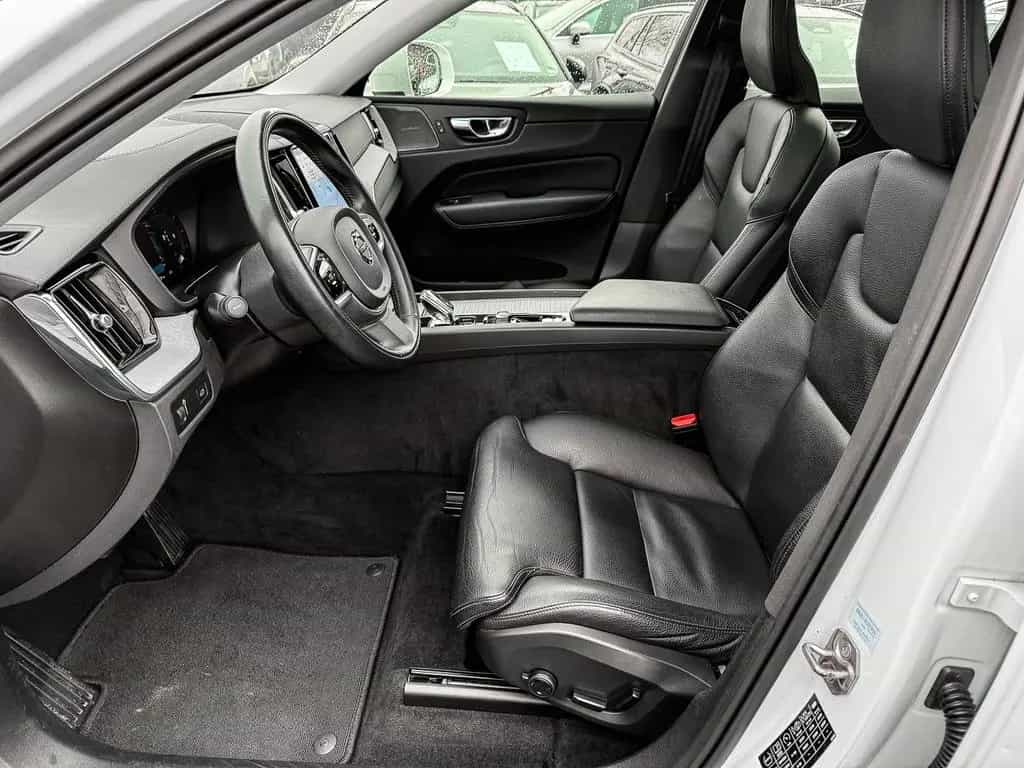 Volvo XC60 Inscription 2WD B4 Diesel EU6d AD El. Panod 10/2021-photo-12