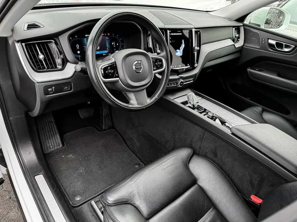 Volvo XC60 Inscription 2WD B4 Diesel EU6d AD El. Panod 10/2021-photo-5
