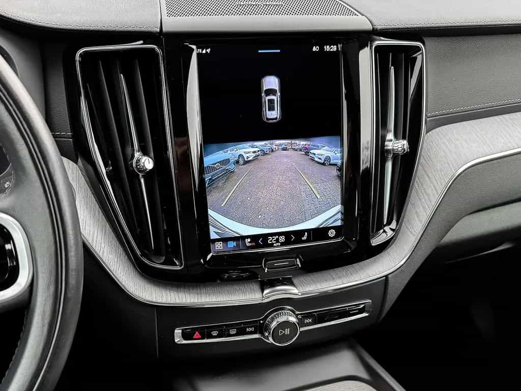 Volvo XC60 Inscription 2WD B4 Diesel EU6d AD El. Panod 10/2021-photo-8