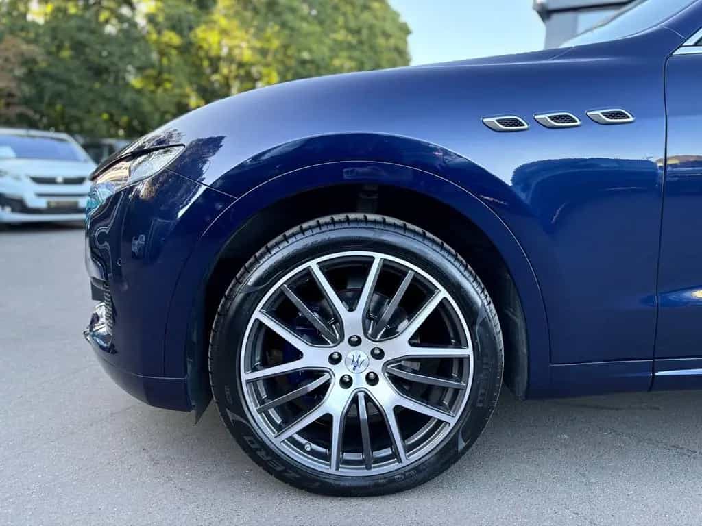Maserati Levante GRANSPORT Q4 *LED*PANO*LUFT*VOLL* 06/2018-photo-12