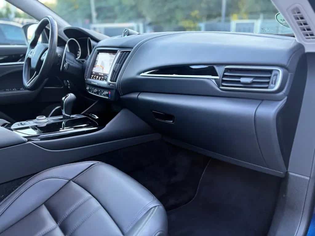 Maserati Levante GRANSPORT Q4 *LED*PANO*LUFT*VOLL* 06/2018-photo-14