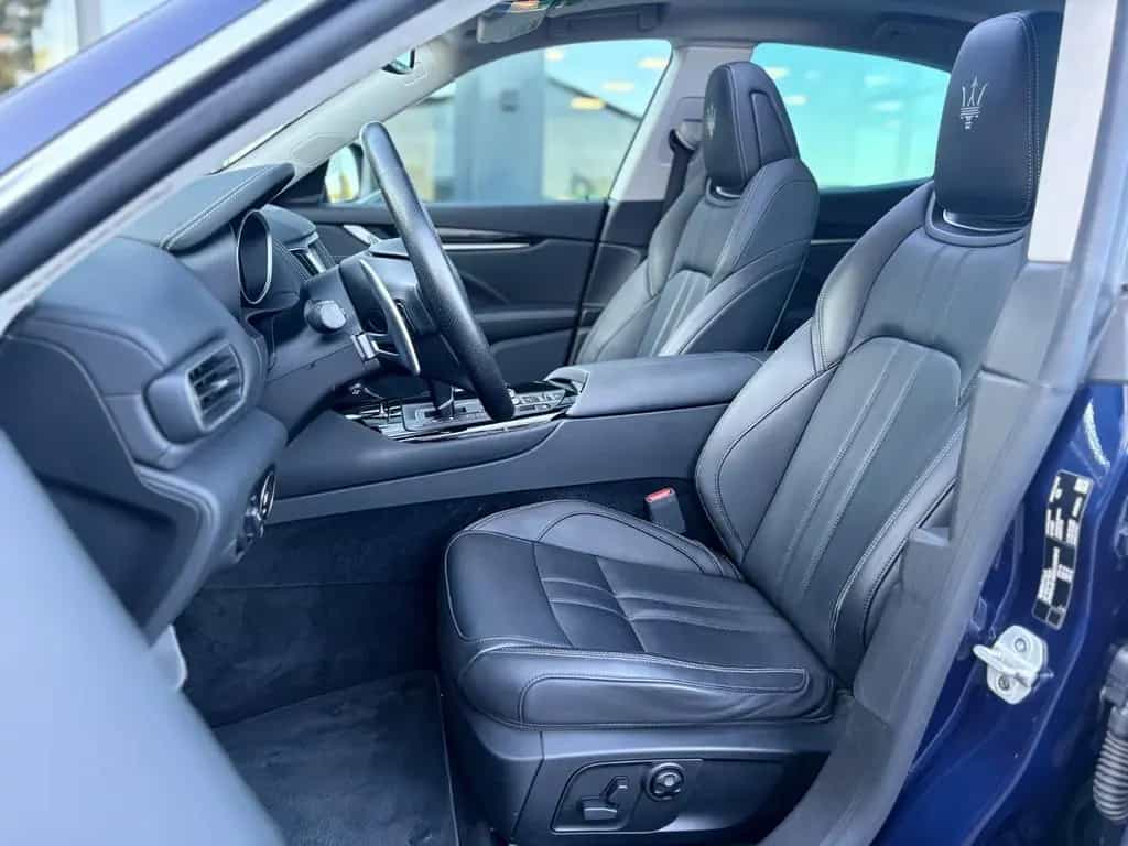 Maserati Levante GRANSPORT Q4 *LED*PANO*LUFT*VOLL* 06/2018-photo-24