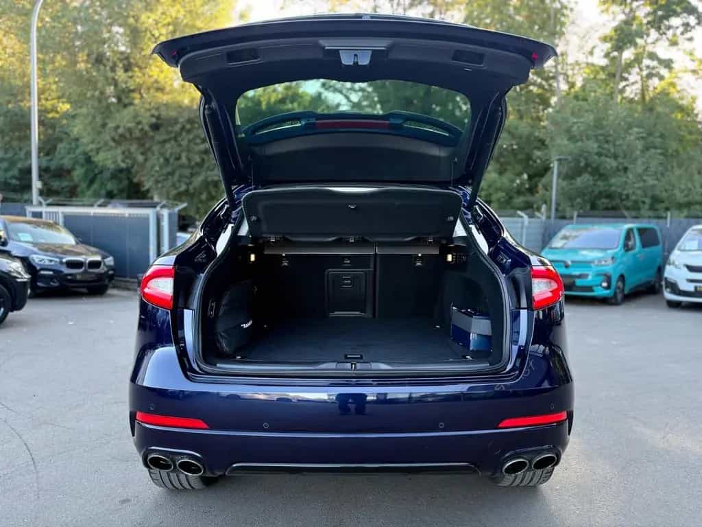 Maserati Levante GRANSPORT Q4 *LED*PANO*LUFT*VOLL* 06/2018-photo-8