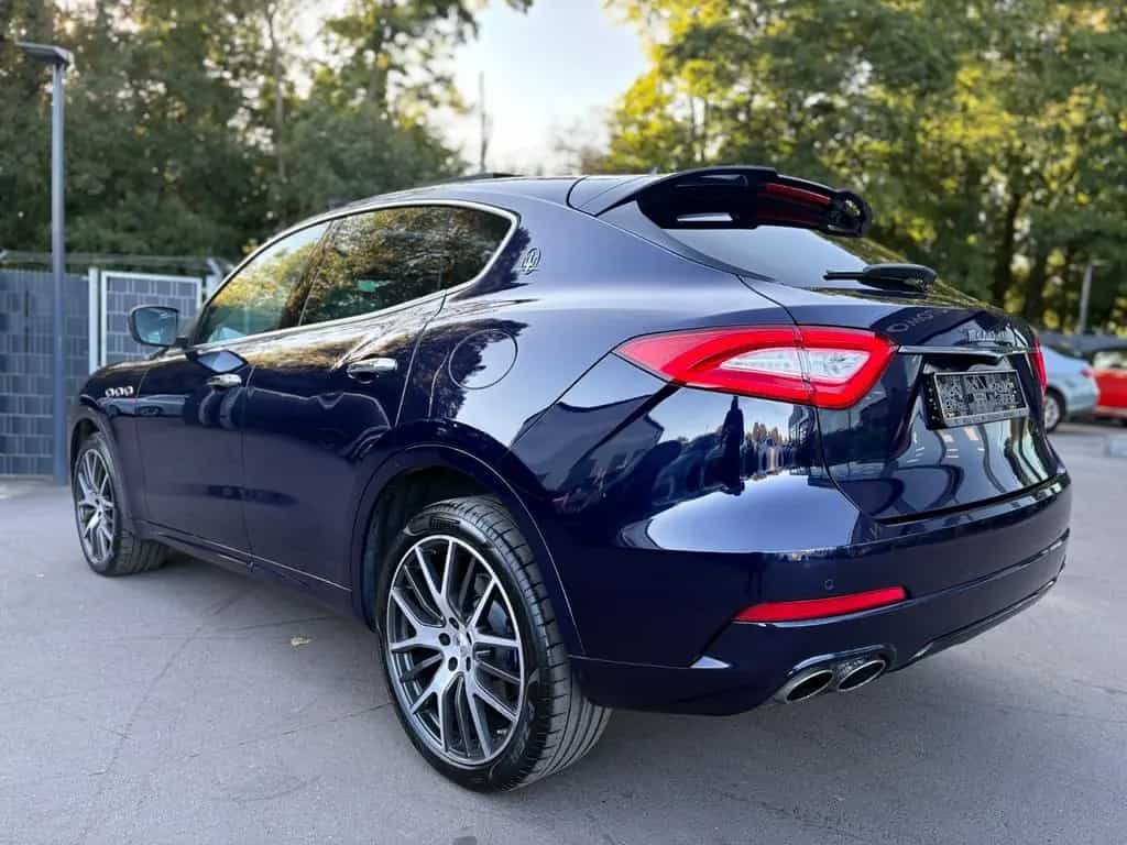 Maserati Levante GRANSPORT Q4 *LED*PANO*LUFT*VOLL* 06/2018-photo-9