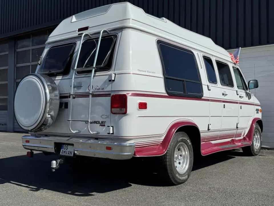 Chevrolet Chevy Van G20 5.7 V8 Tiara deutsches Fzg. 06/1994-photo-1