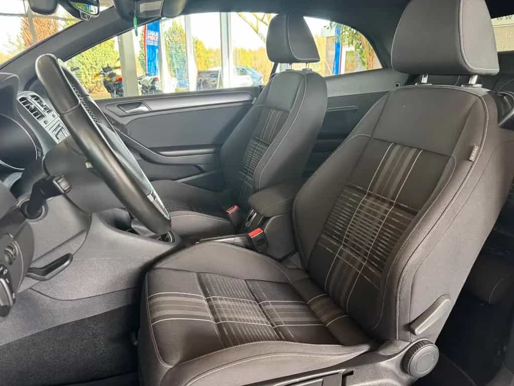 Volkswagen Golf 6 Cabrio 2.0 TDI | Navi | Bi-Xenon | AHK 03/2015-photo-4
