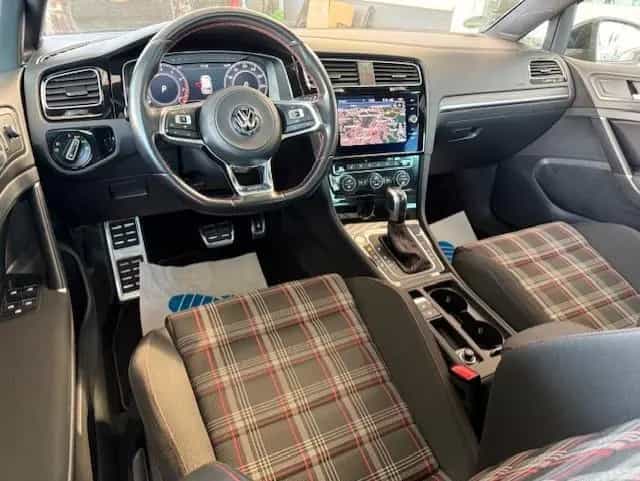 Volkswagen Golf VII Lim. GTI PANO*VCC*ACC*MATRIX*KAMERA*SHZ 02/2020-photo-10