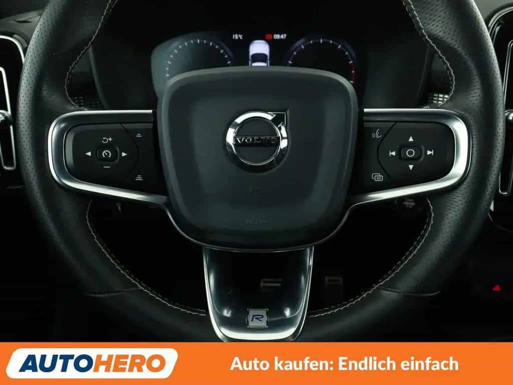 Volvo XC40 2.0 T4 R-Design AWD Aut.*NAVI*LED*TEMPO*CAM 02/2019-photo-18