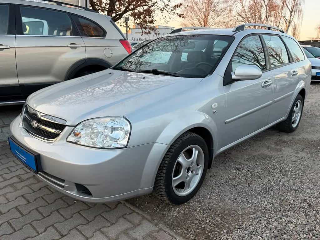 Chevrolet Nubira Wagon SE*2.HD*Klima*81.TKM*TÜV NEU 03/2006-photo-3