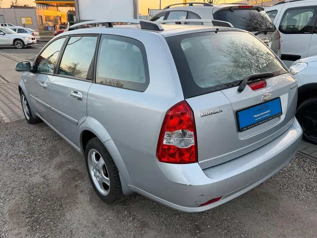 Chevrolet Nubira Wagon SE*2.HD*Klima*81.TKM*TÜV NEU 03/2006-photo-5