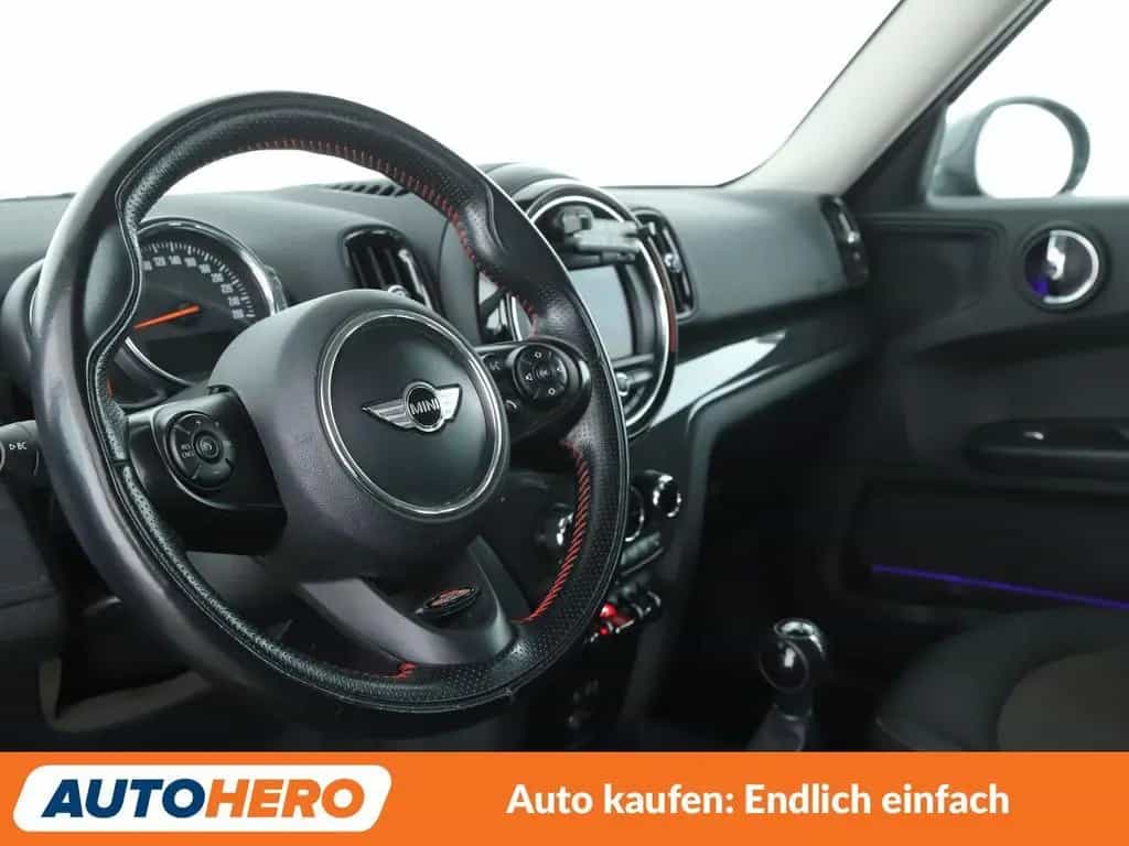 MINI One Countryman Countryman One*TEMPO*PDC*SHZ*LIM*ALU*KLIMA* 05/2018-photo-10