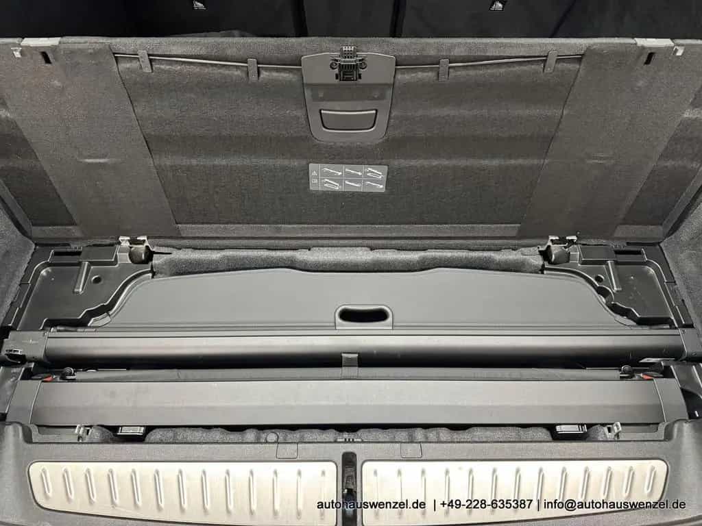 BMW 5 Series 530 i xDrive Touring Luxury Line ACC PANO KOMF-S 04/2021-photo-34