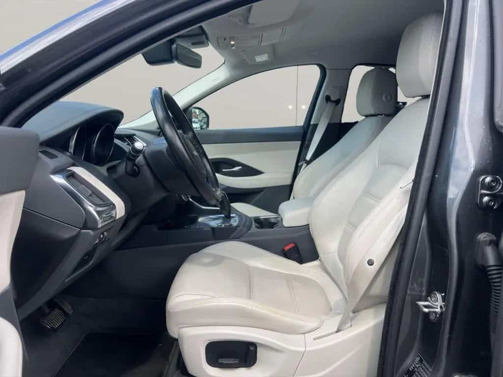 Jaguar E-Pace P250 AWD AUT.+SPURHALTEASSISTENT+LED 09/2018-photo-14
