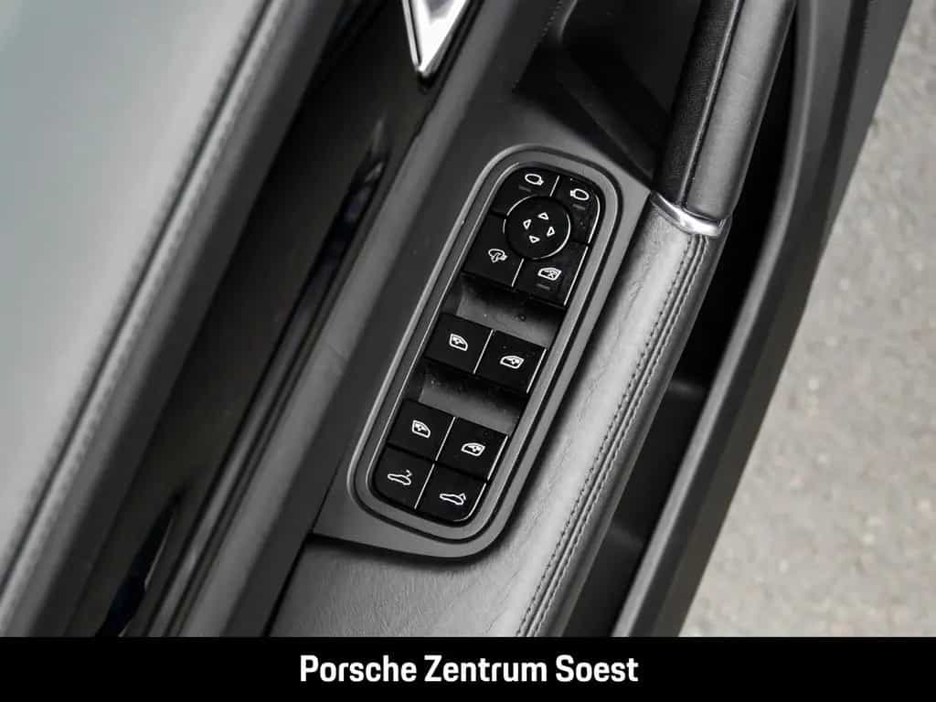 Porsche Cayenne S Coupe/22-Zoll/PASM/AHK/LED-Matrix/BOSE 09/2019-photo-18
