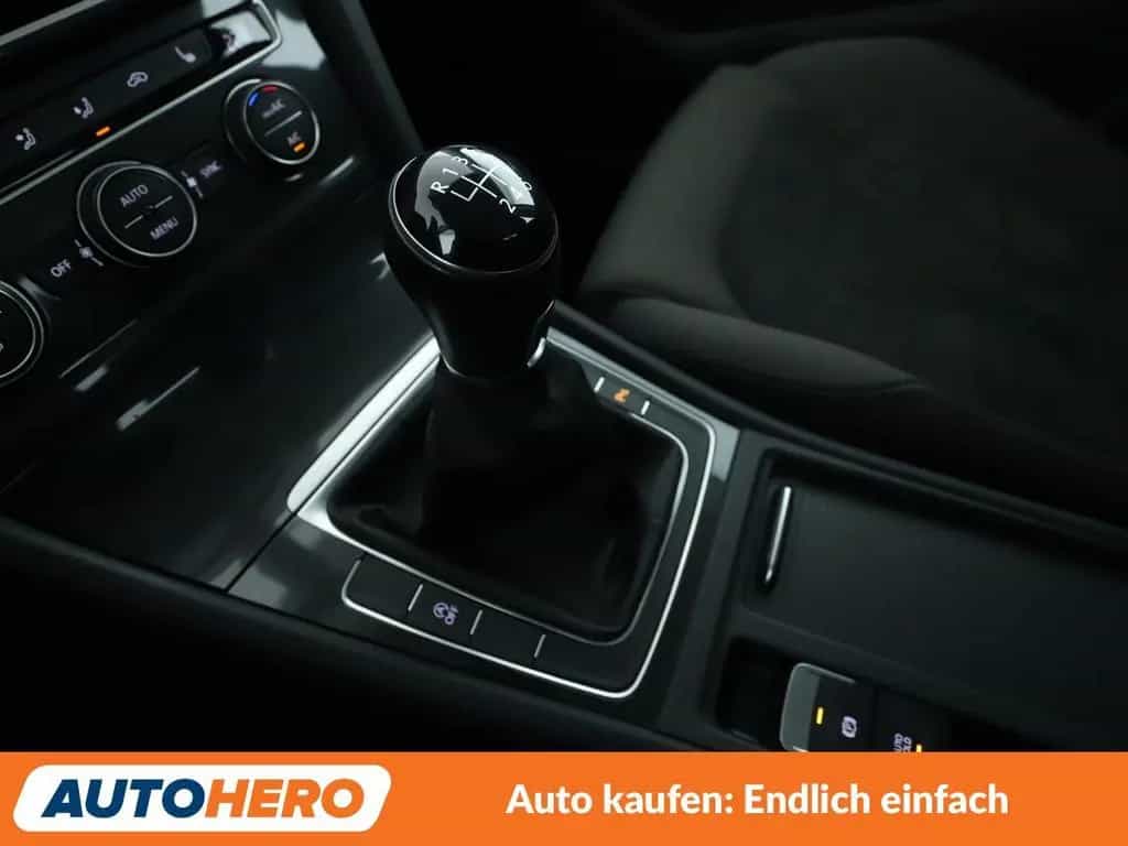Volkswagen Golf VII 1.5 TSI ACT Comfortline BM*NAVI*LED*ACC 07/2019-photo-23