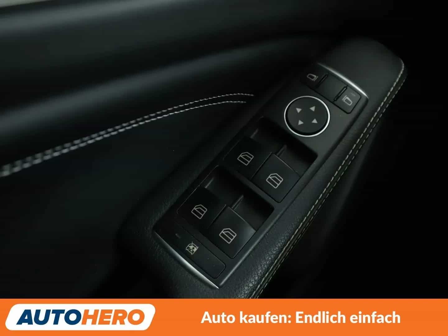 Mercedes-Benz GLA-Class 200 09/2016-photo-17