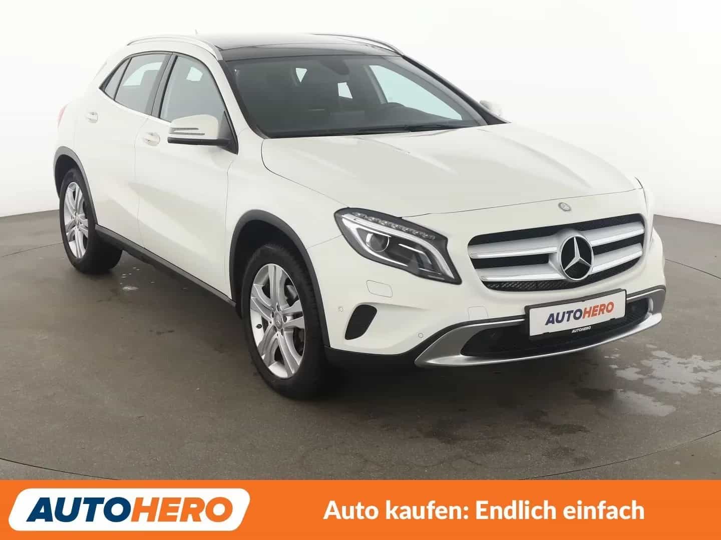 Mercedes-Benz GLA-Class 200 09/2016-photo-4