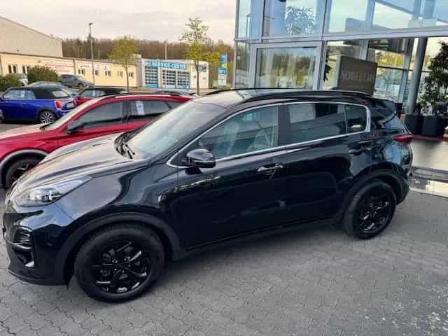 Kia Sportage Black Edition 4WD JBL LED NAVI 02/2022-photo-3