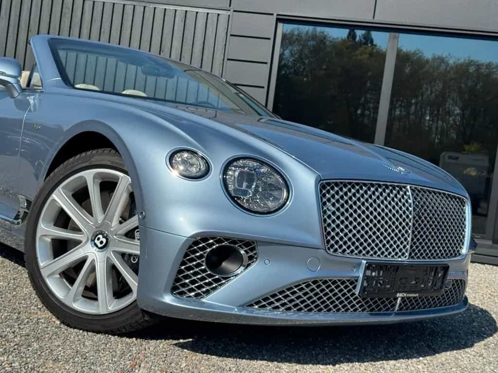Bentley Continental GTC 100 Years First Edition 09/2019-photo-12