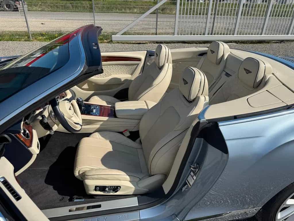 Bentley Continental GTC 100 Years First Edition 09/2019-photo-24