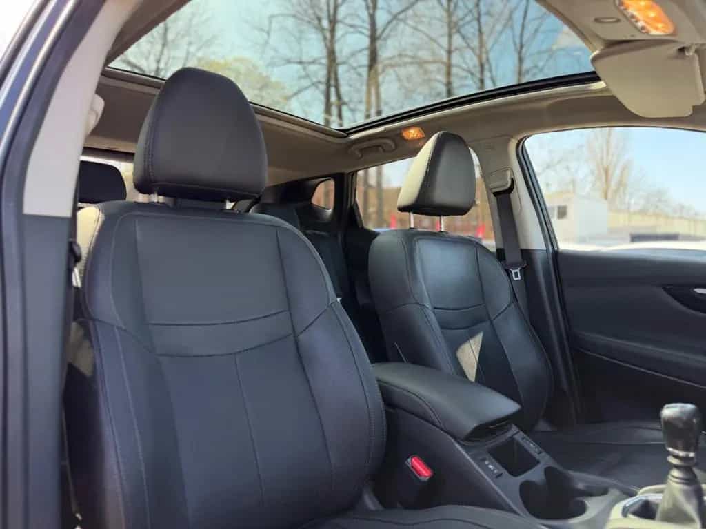 Nissan Qashqai Tekna PANO*360*LEDER*AHK*NAVI 10/2015-photo-12