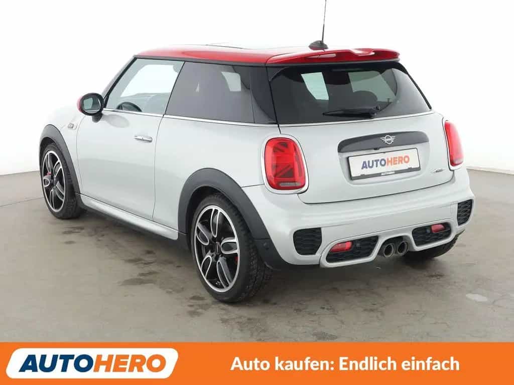 MINI John Cooper Works Aut.*NAVI*ACC*CAM*PDC*SHZ 12/2019-photo-3