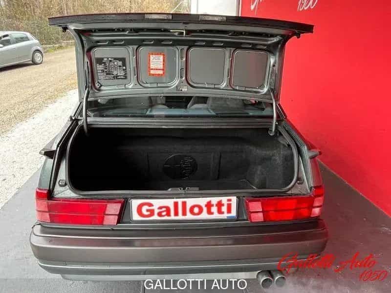 Alfa Romeo 75 3.0i V6 America 02/1989-photo-14