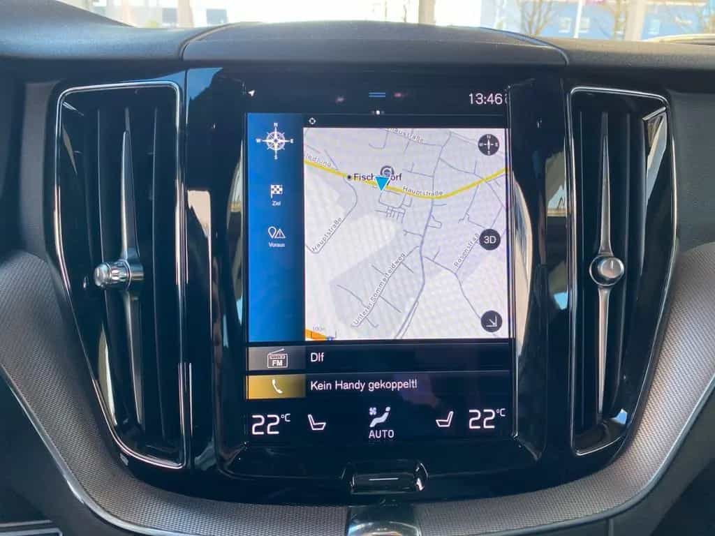 Volvo XC60 B5 (Diesel)- R Design ACC*AHK*LED*Navi* 04/2021-photo-17