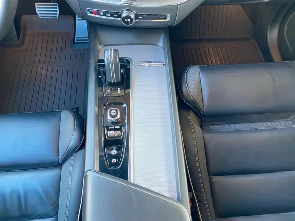 Volvo XC60 B5 (Diesel)- R Design ACC*AHK*LED*Navi* 04/2021-photo-8