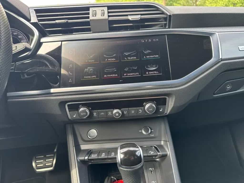 Audi Q3 Sportback 45 TFSI quattro S-tronic S line Nav 10/2019-photo-12