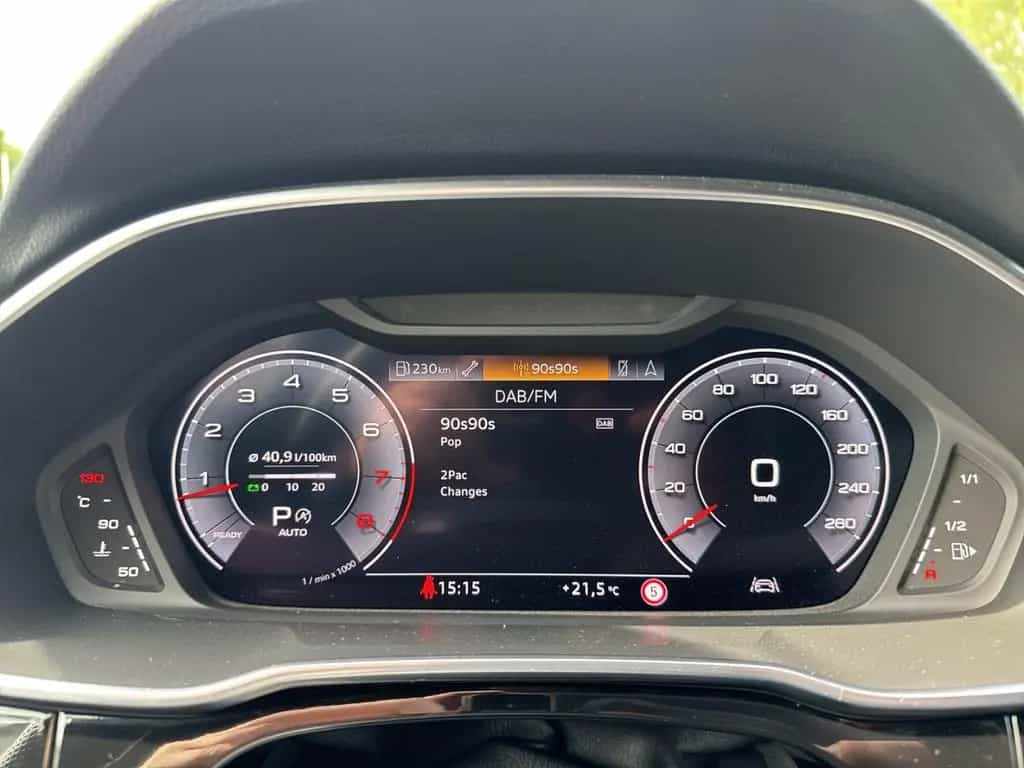 Audi Q3 Sportback 45 TFSI quattro S-tronic S line Nav 10/2019-photo-13