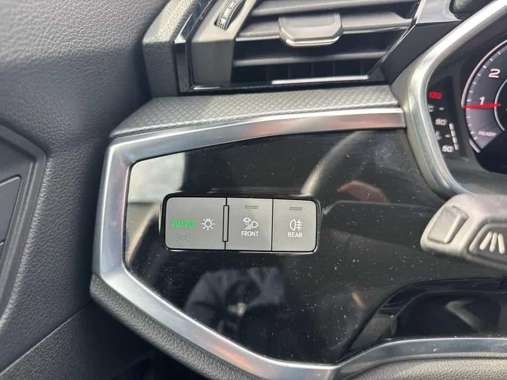 Audi Q3 Sportback 45 TFSI quattro S-tronic S line Nav 10/2019-photo-16